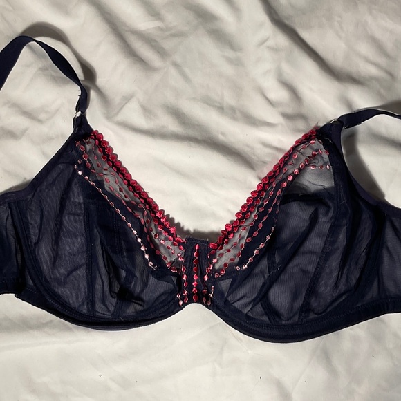 Elomi Other - Elomi Navy and Pink Embroidered Bra